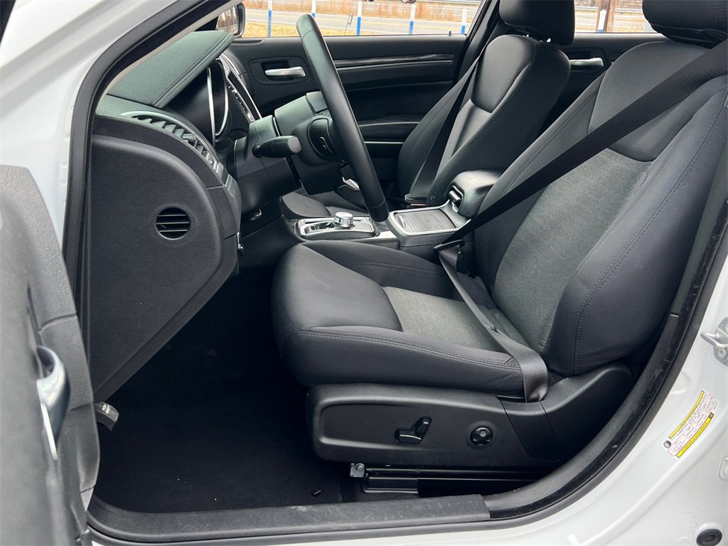 Used 2021 Chrysler 300 Touring w/ Sport Appearance Package image 16