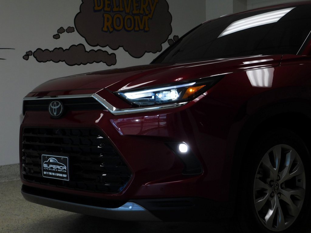 Used 2024 Toyota Grand Highlander Limited image 14