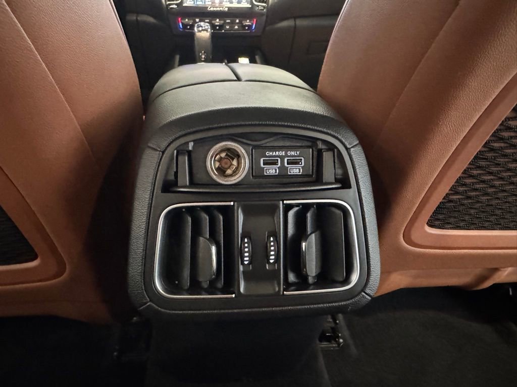 Used 2019 Maserati Levante image 30