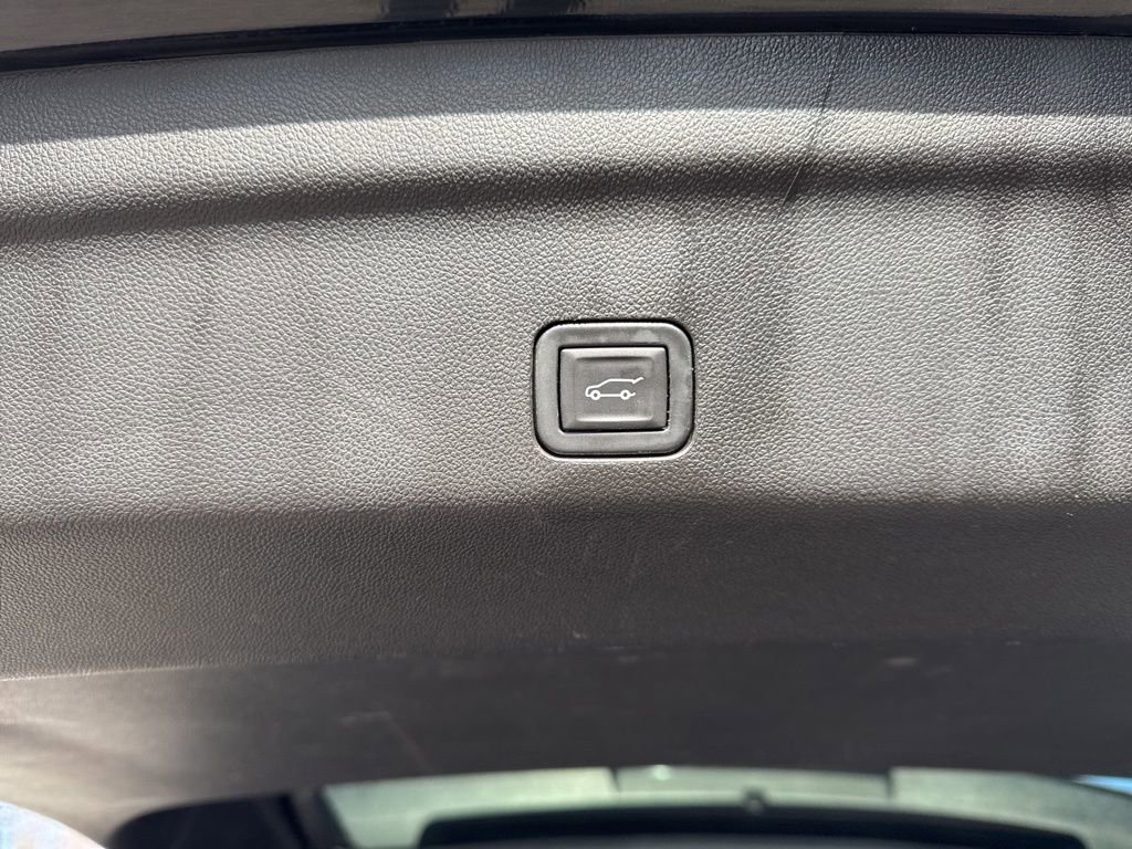Certified 2023 Chevrolet Tahoe LT image 17