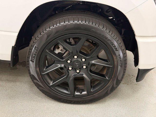 Used 2023 RAM 1500 Laramie AWD/4WD image 27