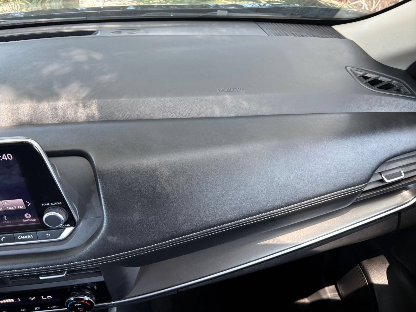 Used 2025 Nissan Rogue SV FWD image 35
