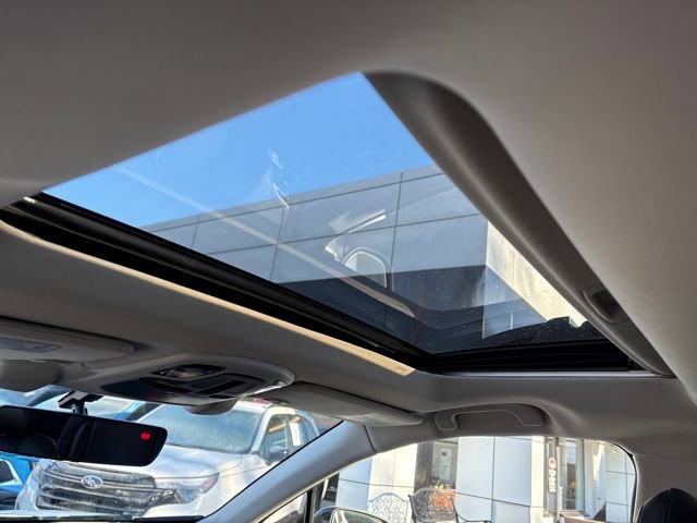 Used 2022 Subaru Outback Limited image 12