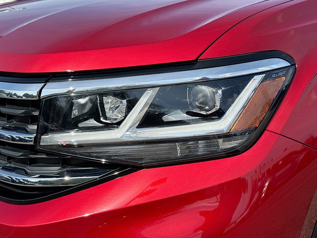 Used 2021 Volkswagen Atlas Cross Sport SE FWD image 9