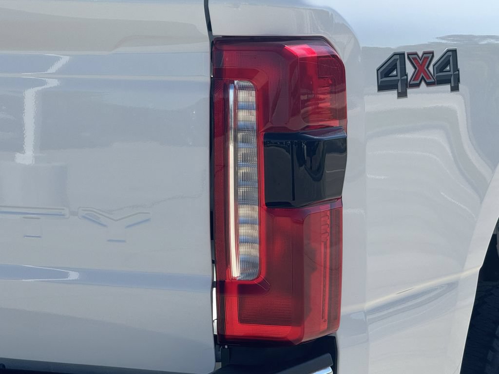 Used 2024 Ford F250 Lariat AWD/4WD image 12