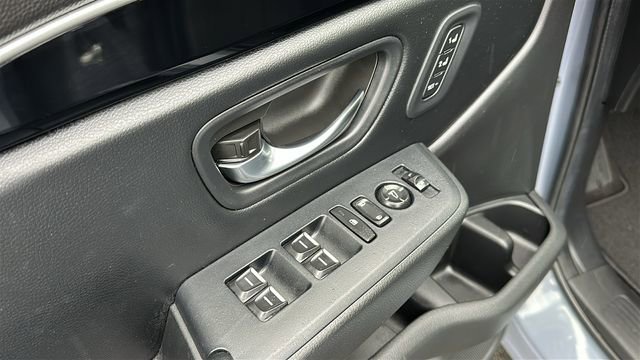 Used 2024 Honda Pilot Touring image 22