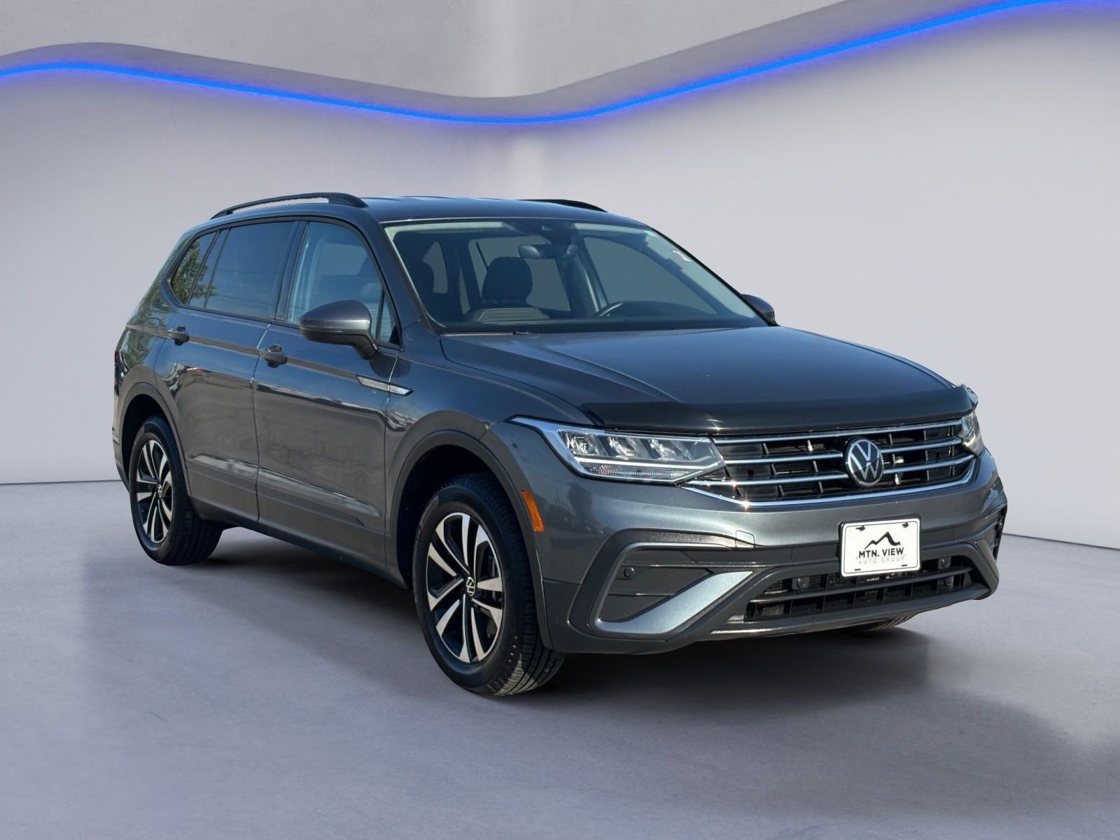 Used 2024 Volkswagen Tiguan S AWD/4WD image 11