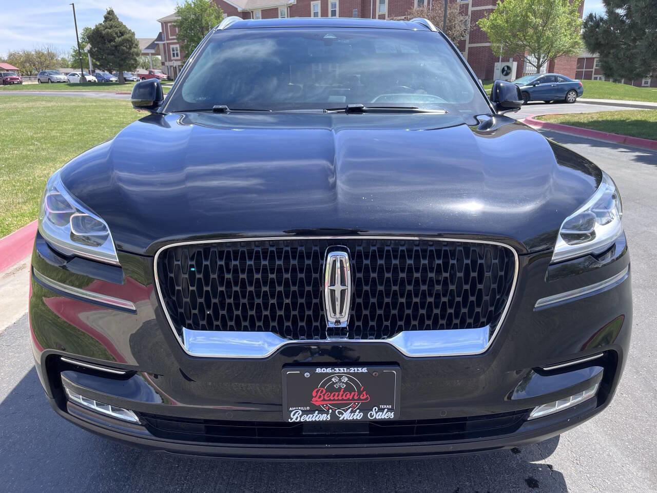 Used 2020 Lincoln Aviator Reserve w/ Equipment Group 202A image 9