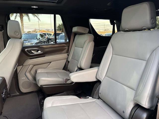 Used 2022 Chevrolet Tahoe Z71 w/ Luxury Package image 19