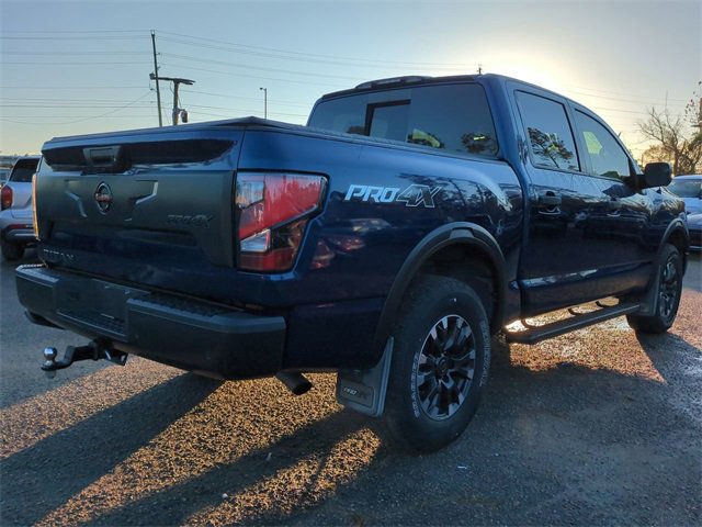 Used 2020 Nissan Titan PRO-4X w/ Pro-4x Convenience Package image 5