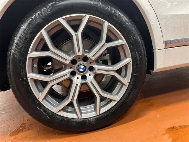 New 2026 BMW X7 xDrive40i w/ Premium Package image 34