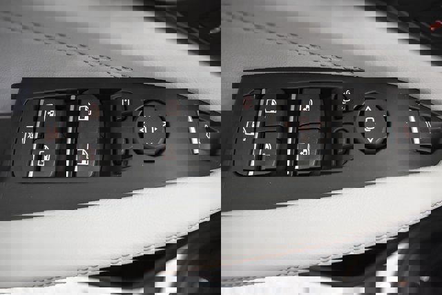 New 2026 BMW X5 xDrive50e image 22