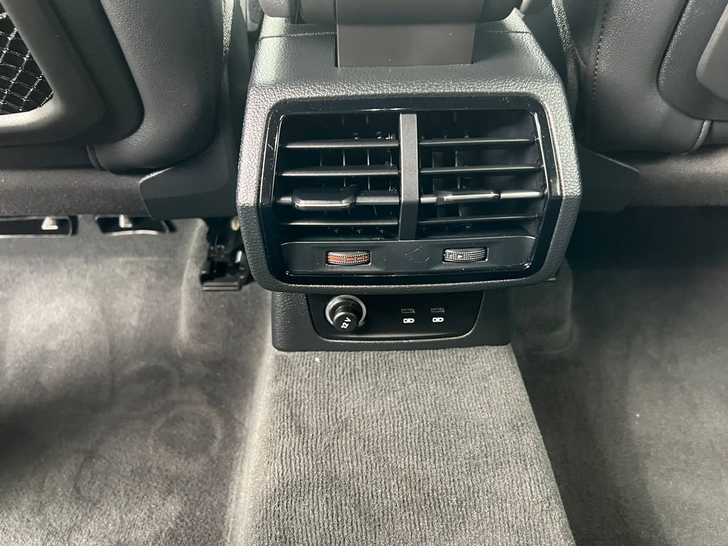 Used 2021 Audi Q3 2.0T Premium image 29