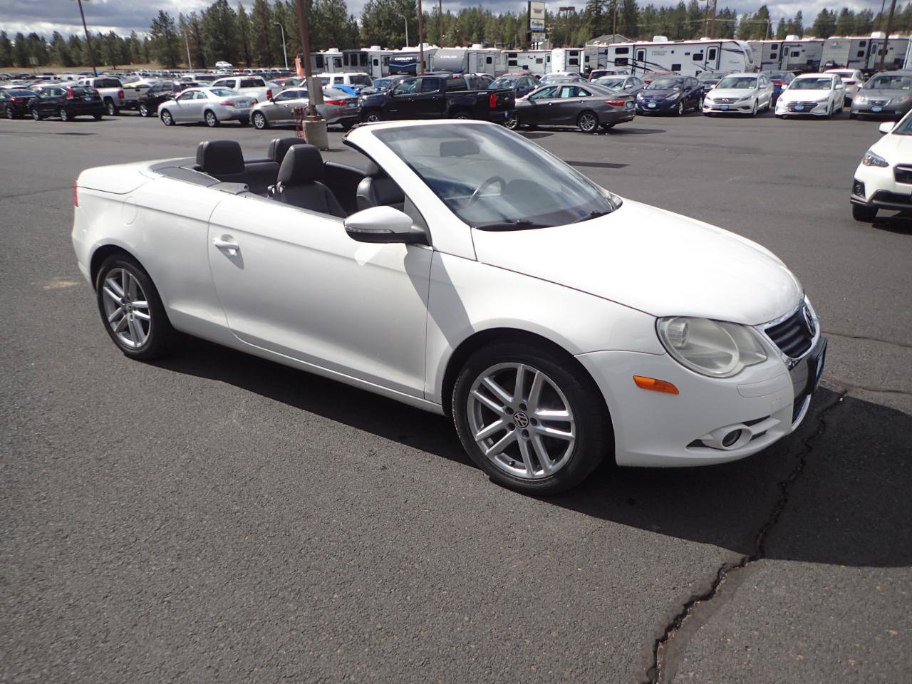 Used 2009 Volkswagen Eos Lux FWD image 15