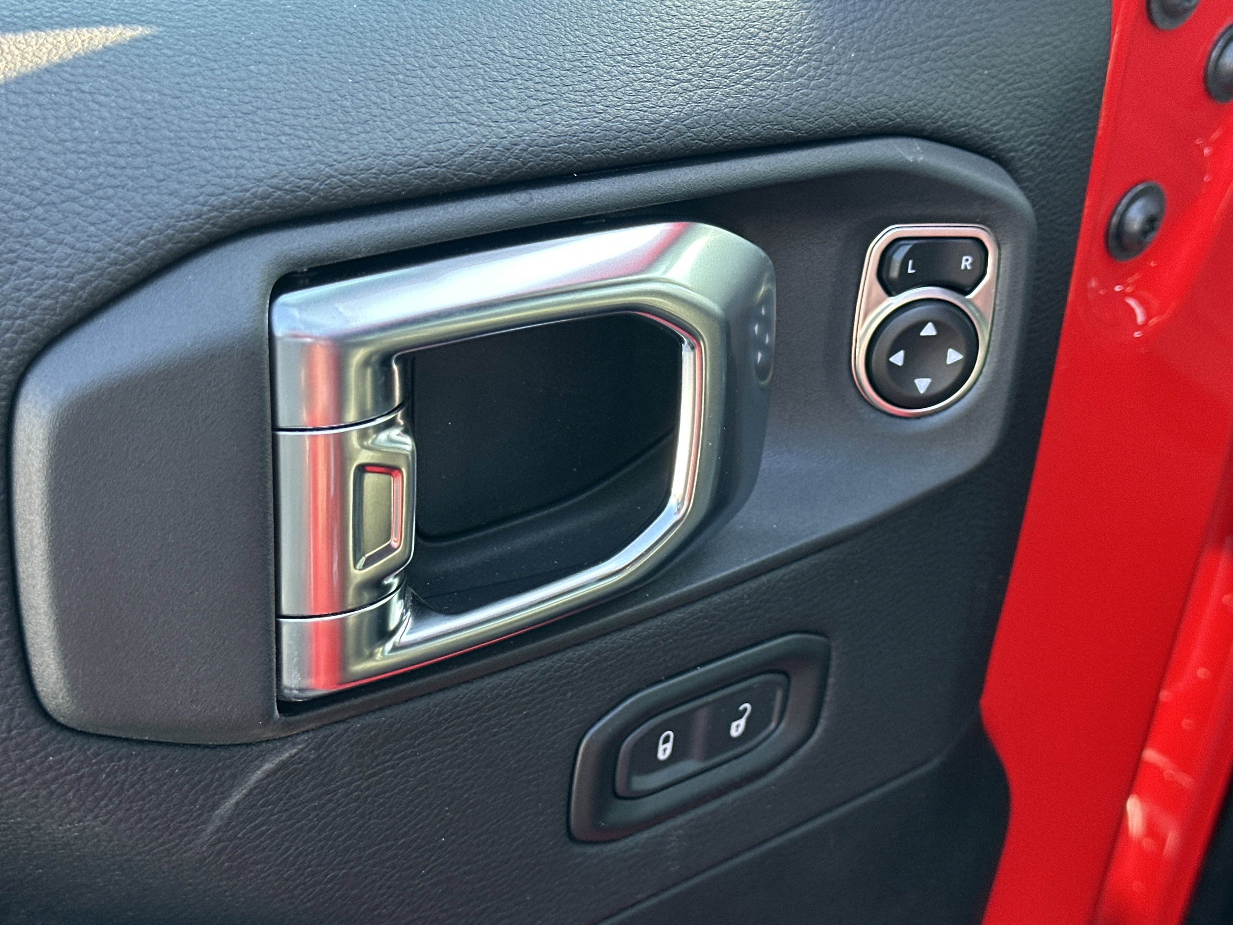 New 2026 Jeep Wrangler Unlimited Rubicon image 30