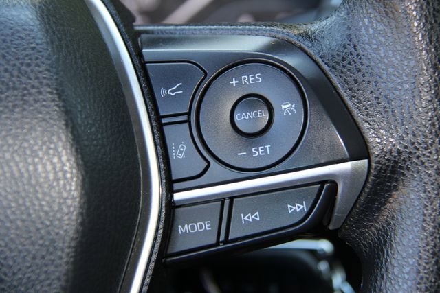 Used 2024 Toyota Camry LE FWD image 18