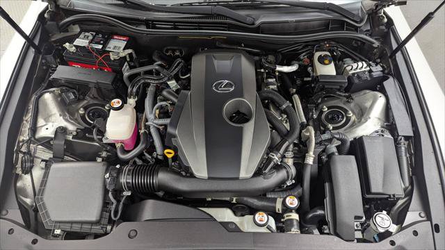 Used 2022 Lexus IS 300 RWD image 30