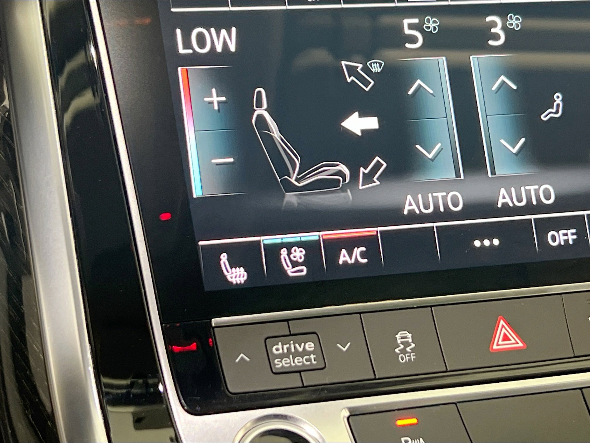 Used 2022 Audi Q7 Premium Plus w/ Premium Plus Package image 19