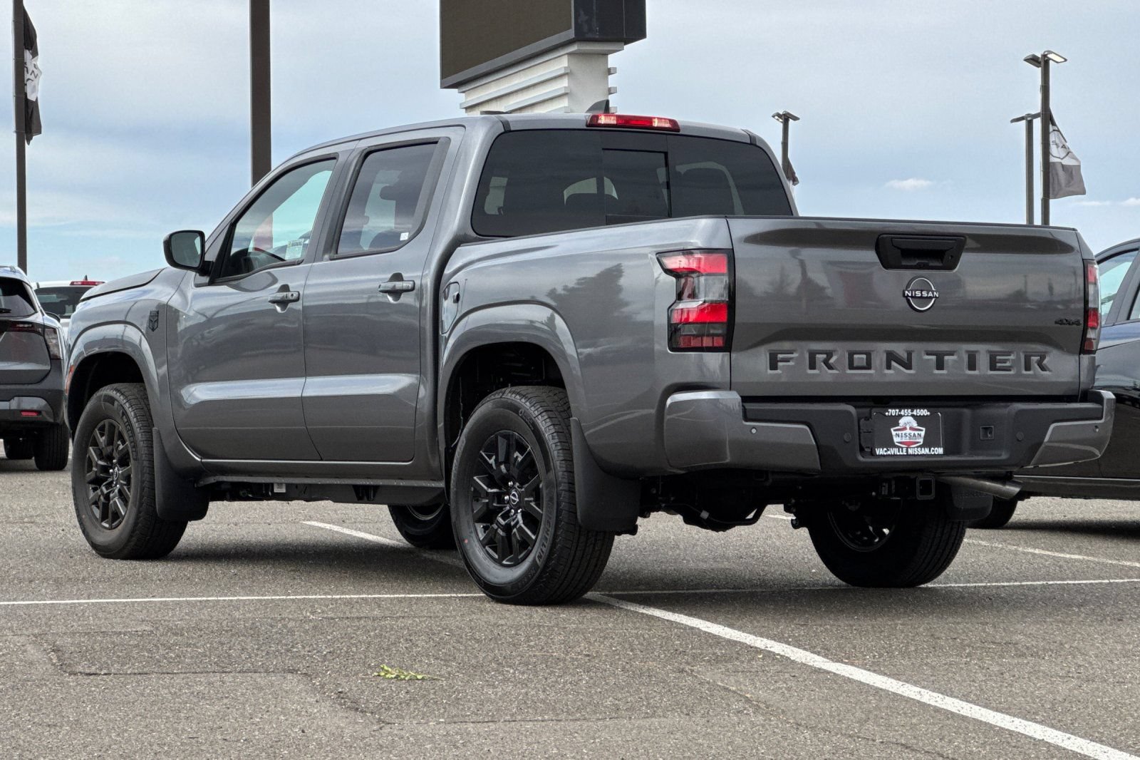 New 2026 Nissan Frontier SV w/ Tow Package AWD/4WD image 7