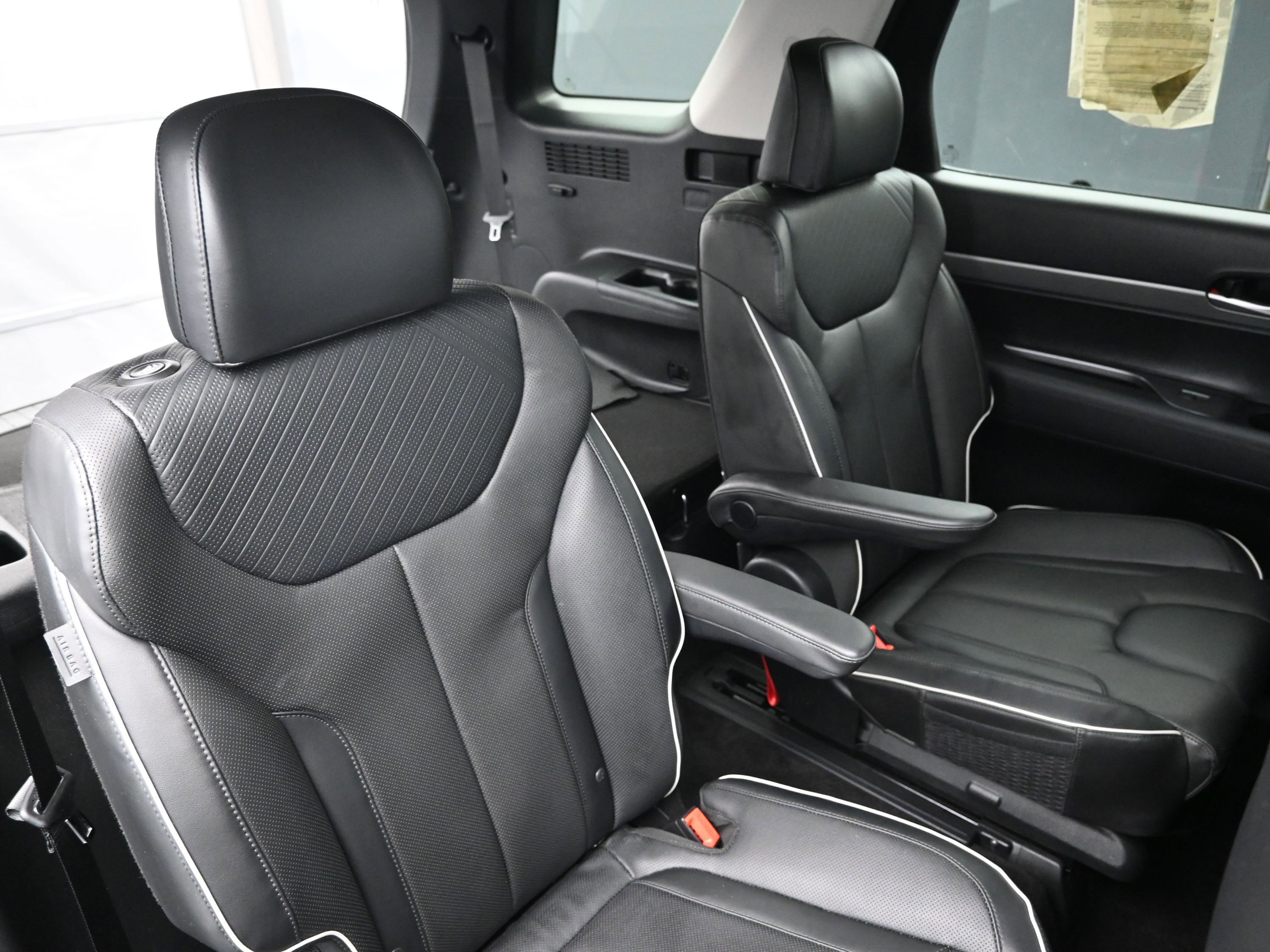 Used 2023 Hyundai Palisade SEL image 16