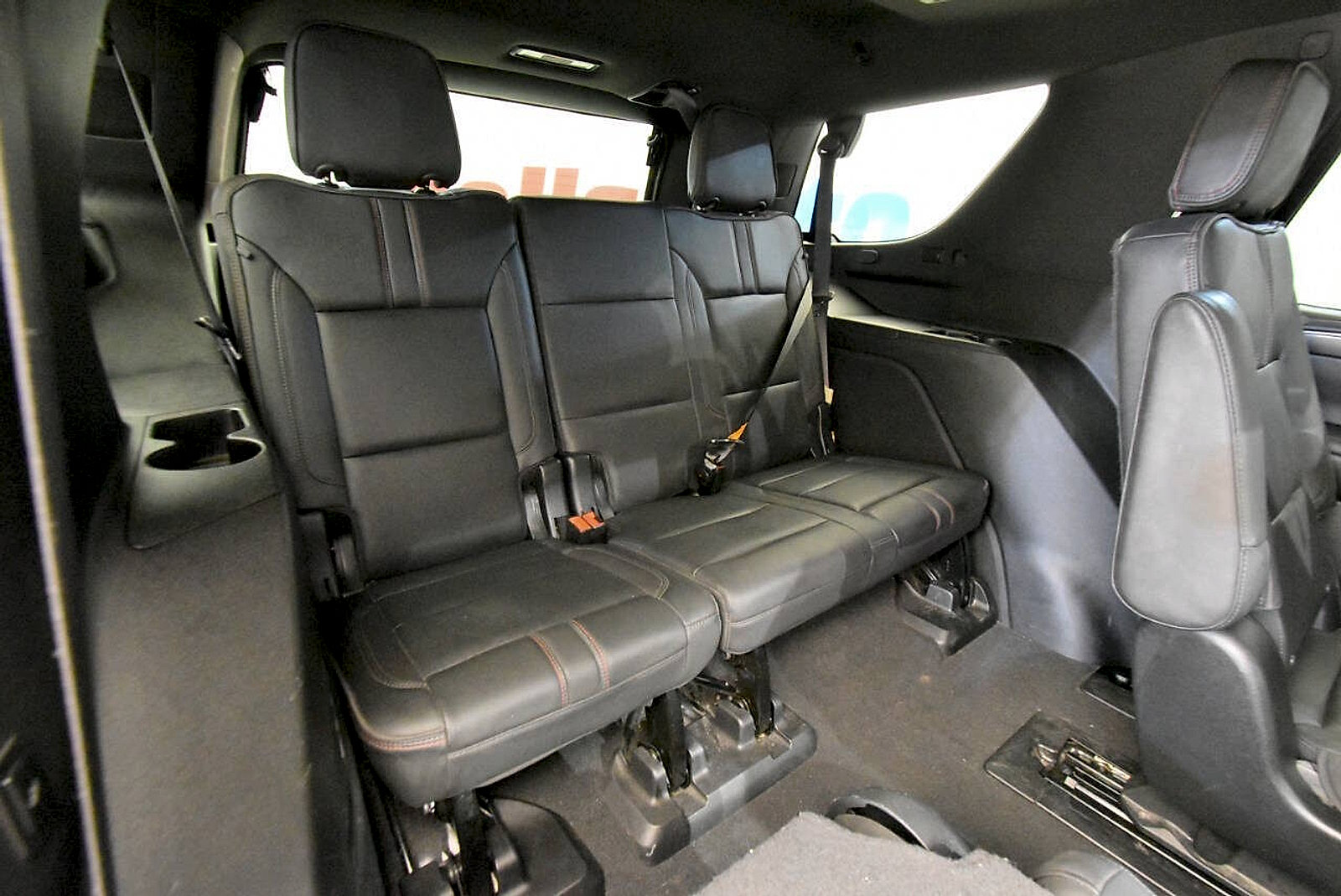 Used 2022 Chevrolet Tahoe RST w/ Luxury Package AWD/4WD image 22