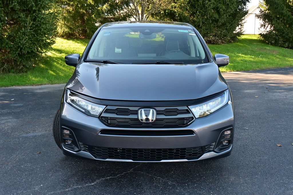 New 2027 Honda Odyssey Touring image 3