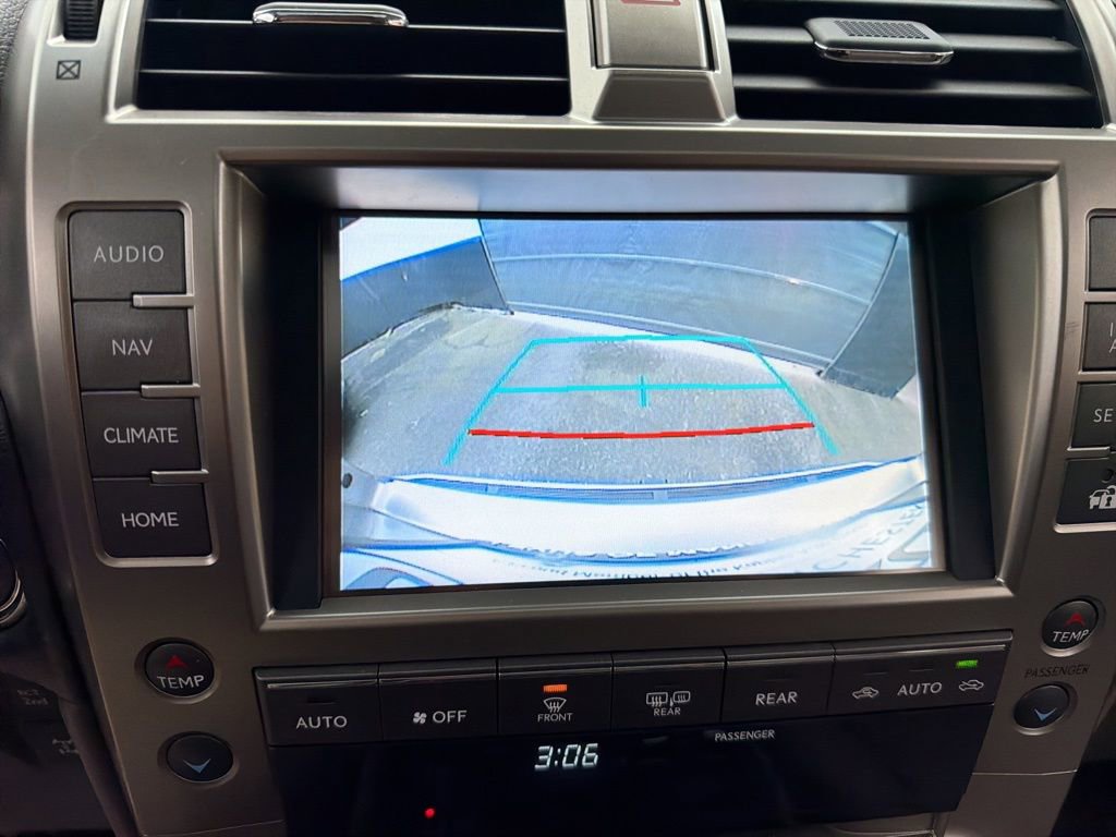 Used 2020 Lexus GX 460 Premium w/ Premium Package image 19