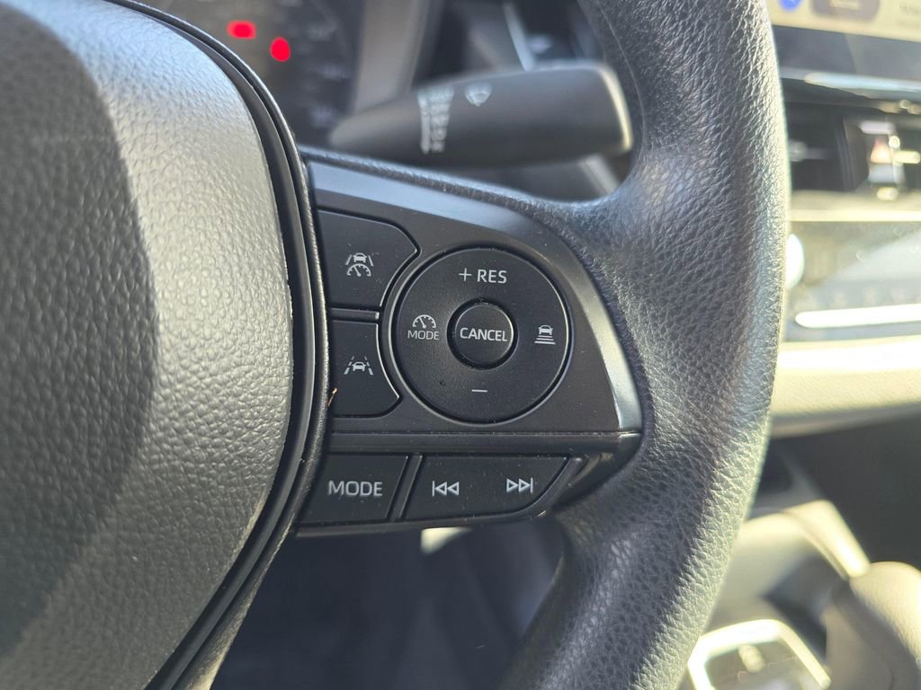 Used 2024 Toyota Corolla LE FWD image 23