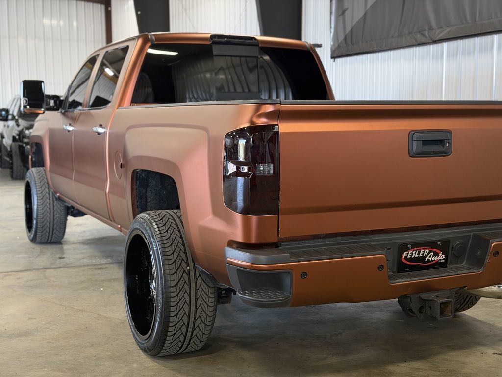 Used 2017 Chevrolet Silverado 2500 LTZ w/ Duramax Plus Package AWD/4WD image 23