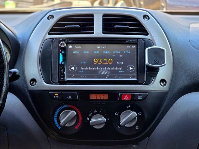 Used 2003 Toyota RAV4 2WD image 20