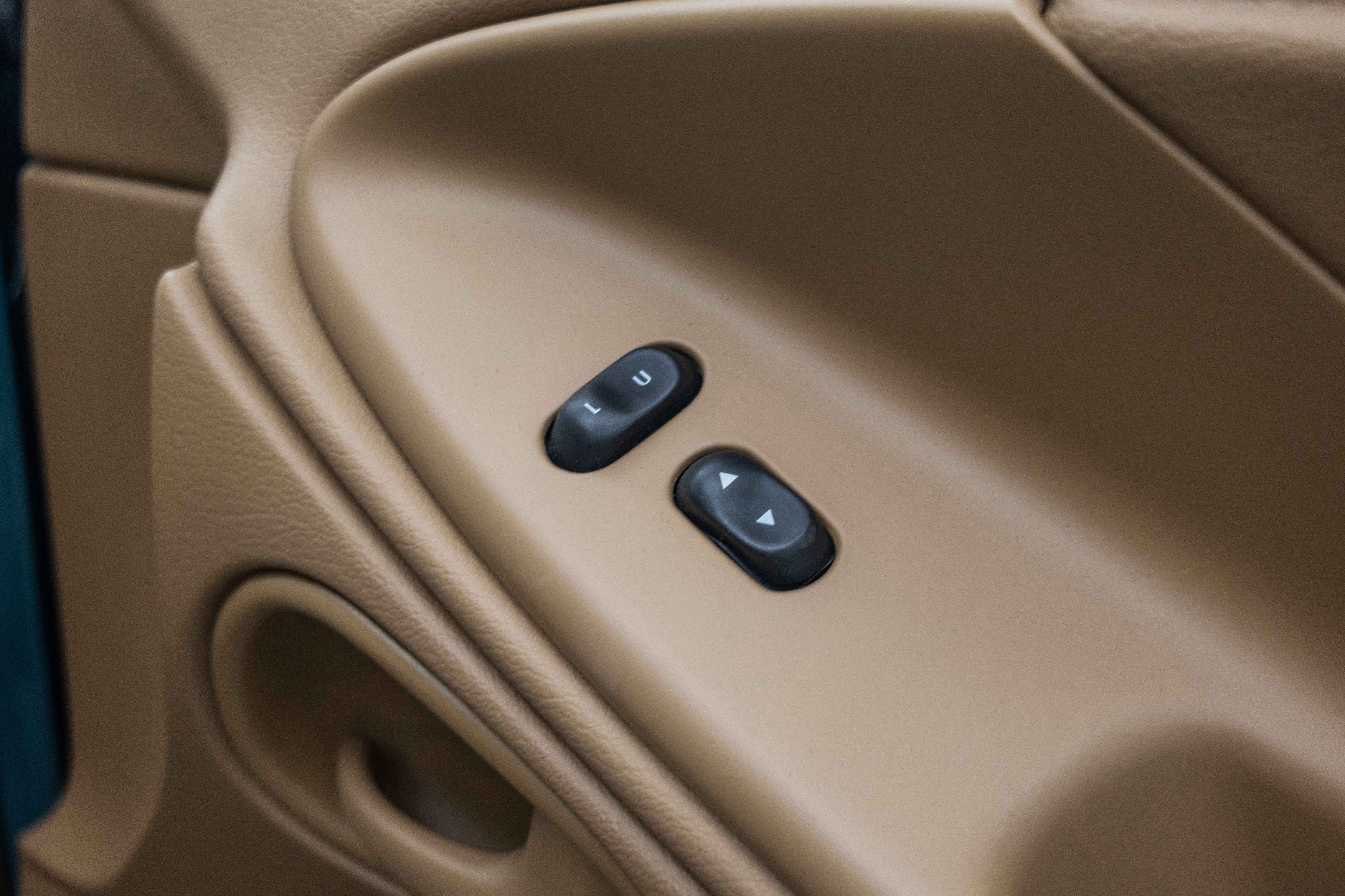 Used 1997 Ford Mustang Cobra RWD image 42