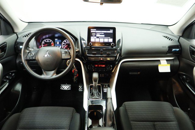 Used 2023 Mitsubishi Eclipse Cross LE AWD/4WD image 24