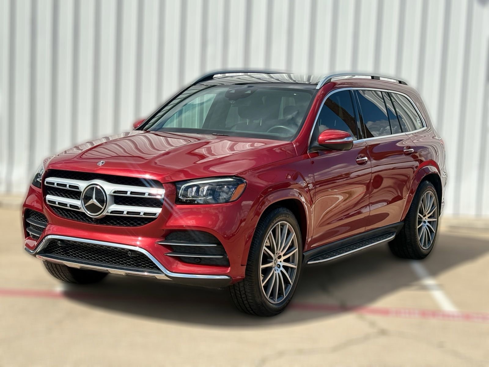 Used 2022 Mercedes-Benz GLS 450 4MATIC image 3