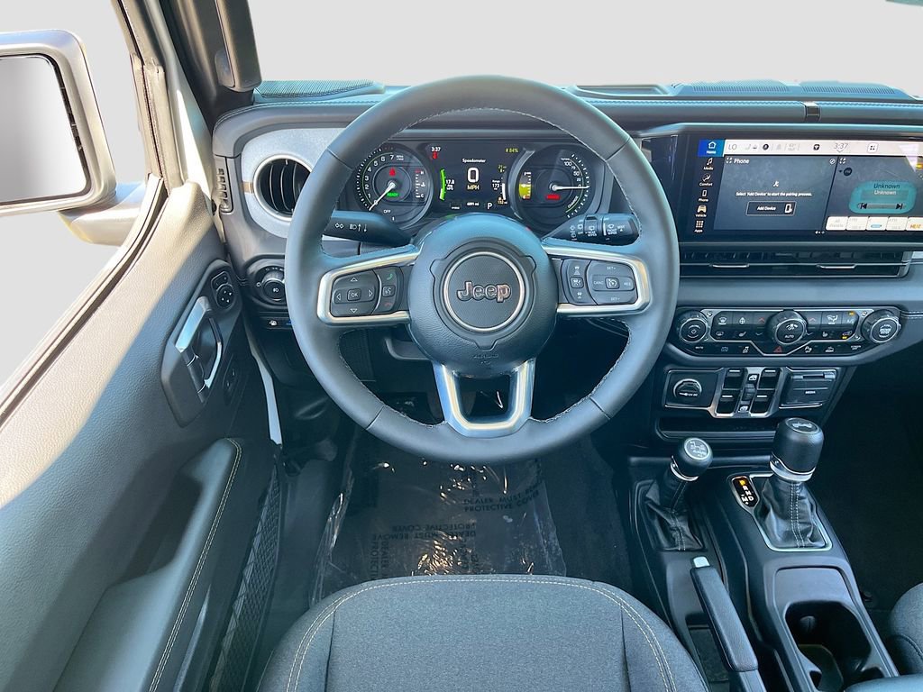 Certified 2025 Jeep Wrangler Unlimited Sahara w/ Safety Group image 21