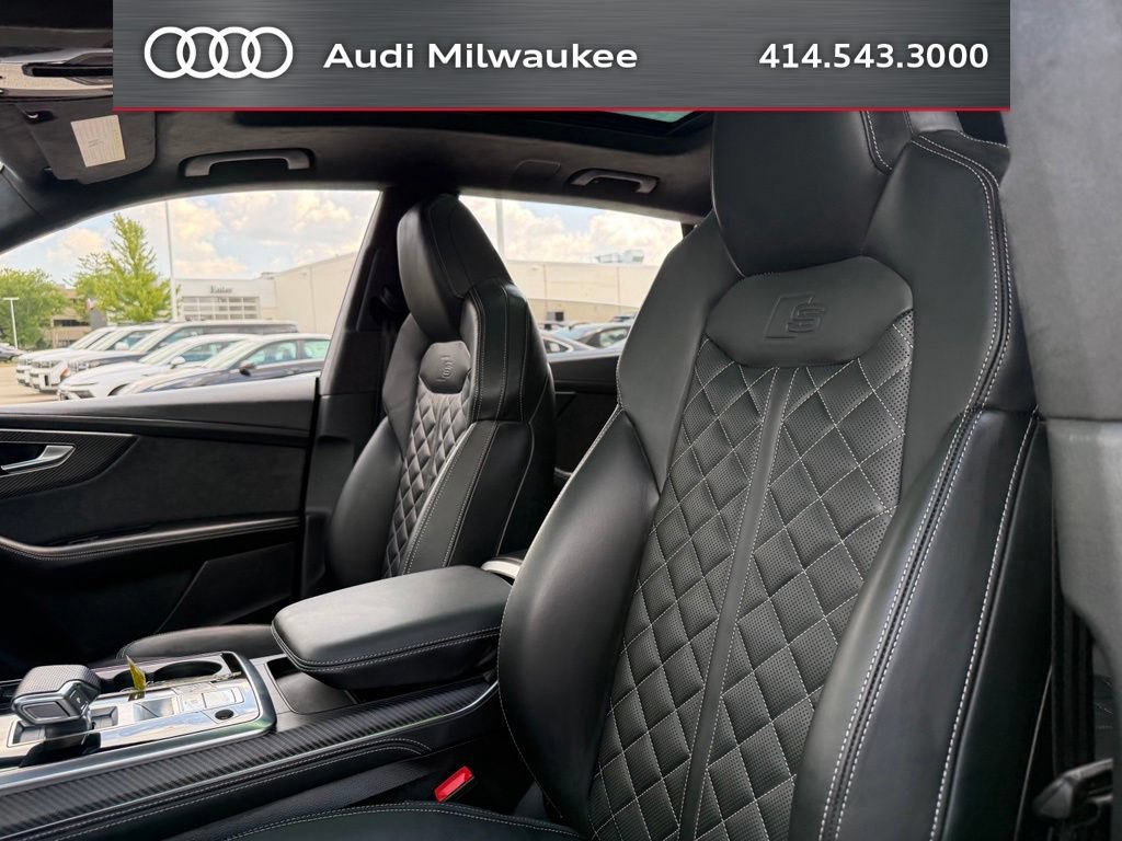 Used 2024 Audi SQ8 Prestige AWD/4WD image 5