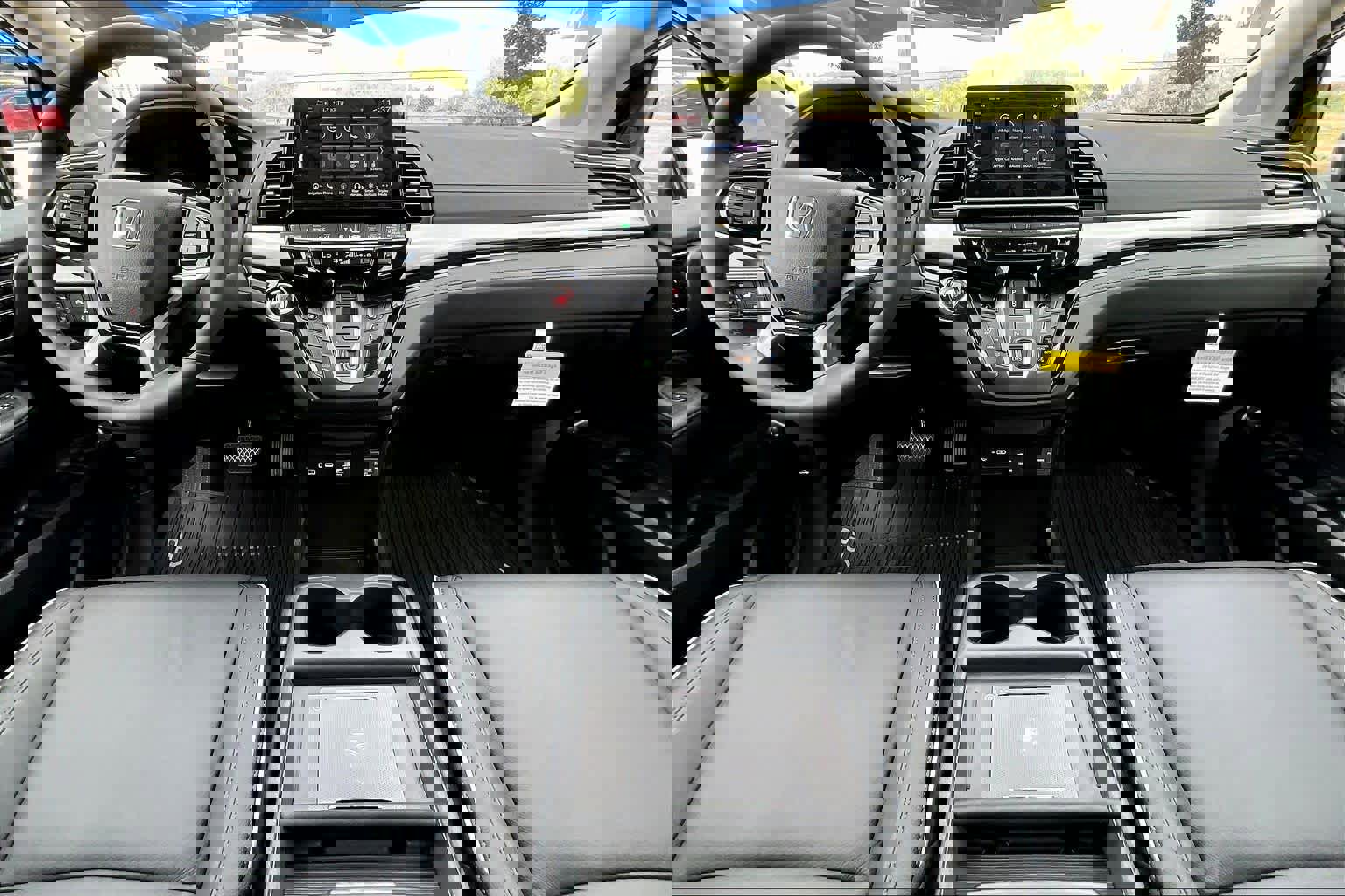 New 2026 Honda Odyssey Touring image 5