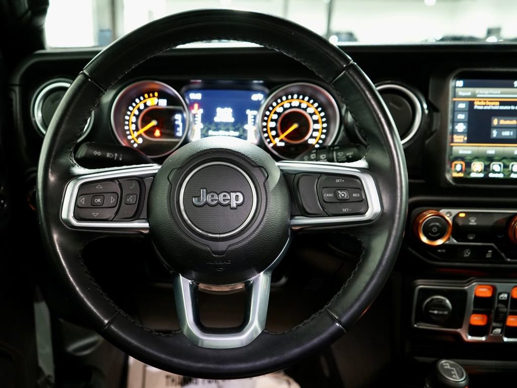 Used 2022 Jeep Wrangler Unlimited Sahara image 16