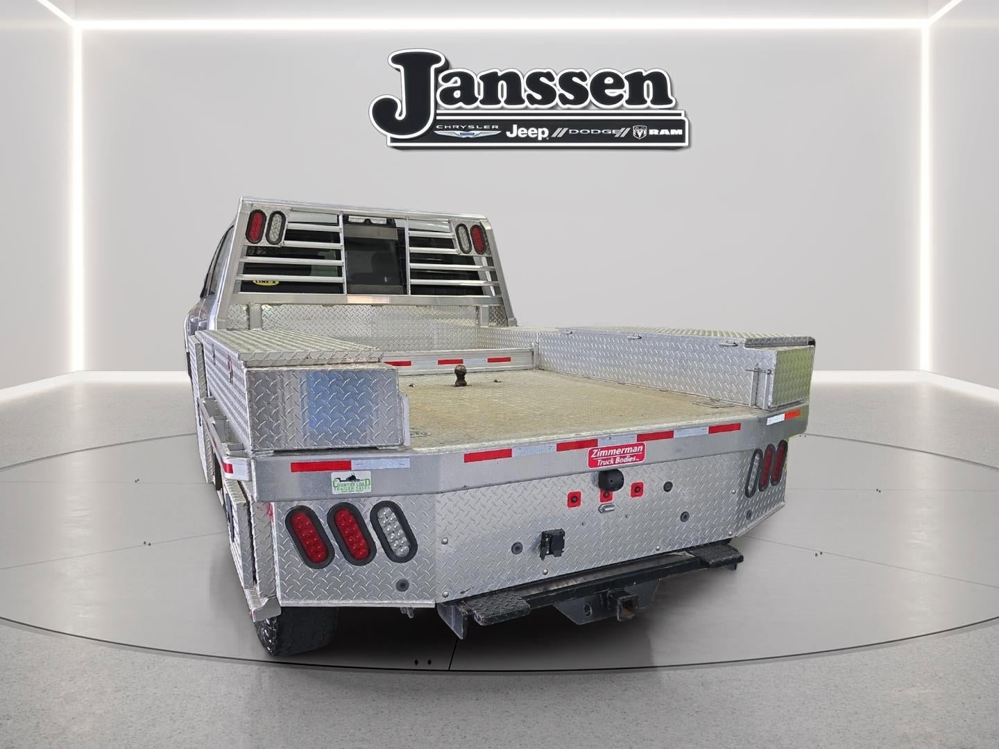 Used 2020 RAM 3500 Big Horn w/ Level 2 Equipment Group AWD/4WD image 4