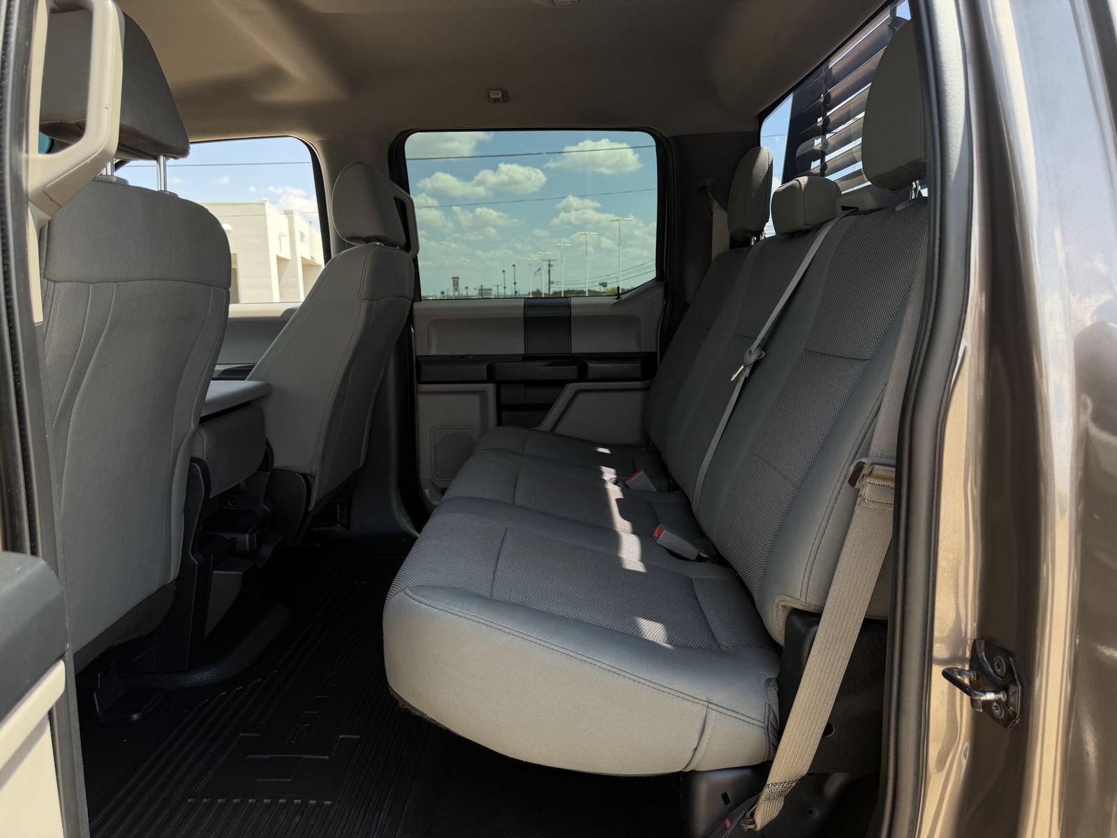 Used 2019 Ford F350 XL w/ STX Appearance Package AWD/4WD image 28