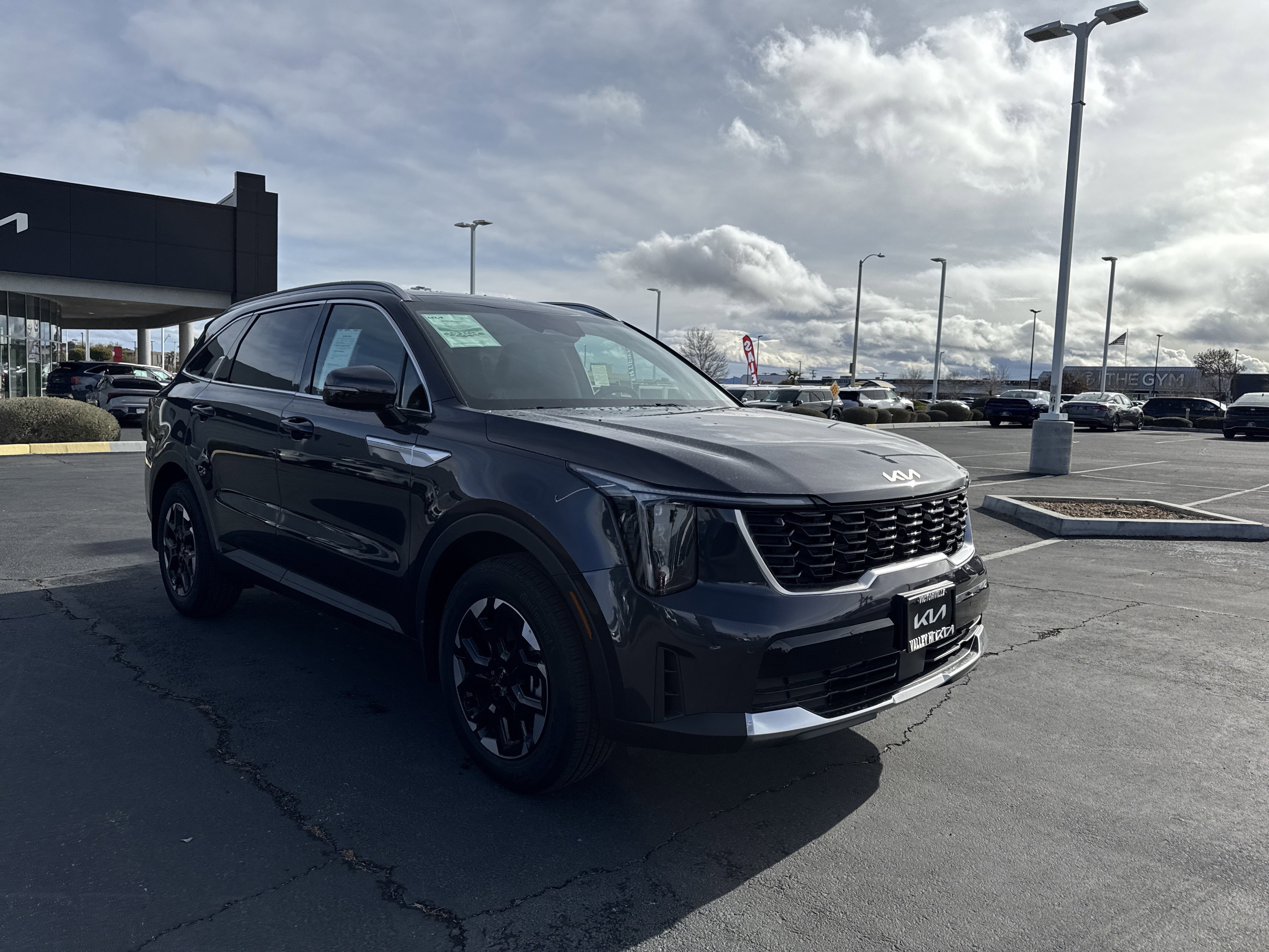 Used 2026 Kia Sorento S image 2