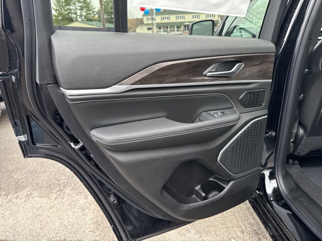 New 2026 Jeep Grand Cherokee Limited image 27