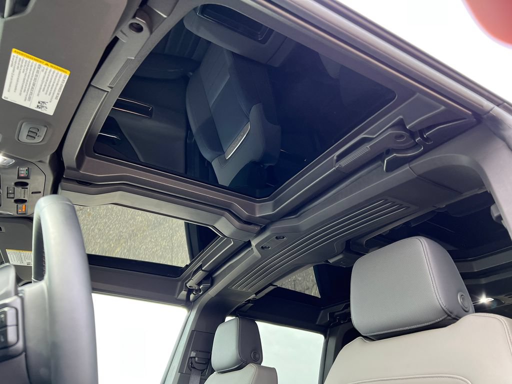 New 2025 GMC Hummer EV 2X AWD/4WD image 6
