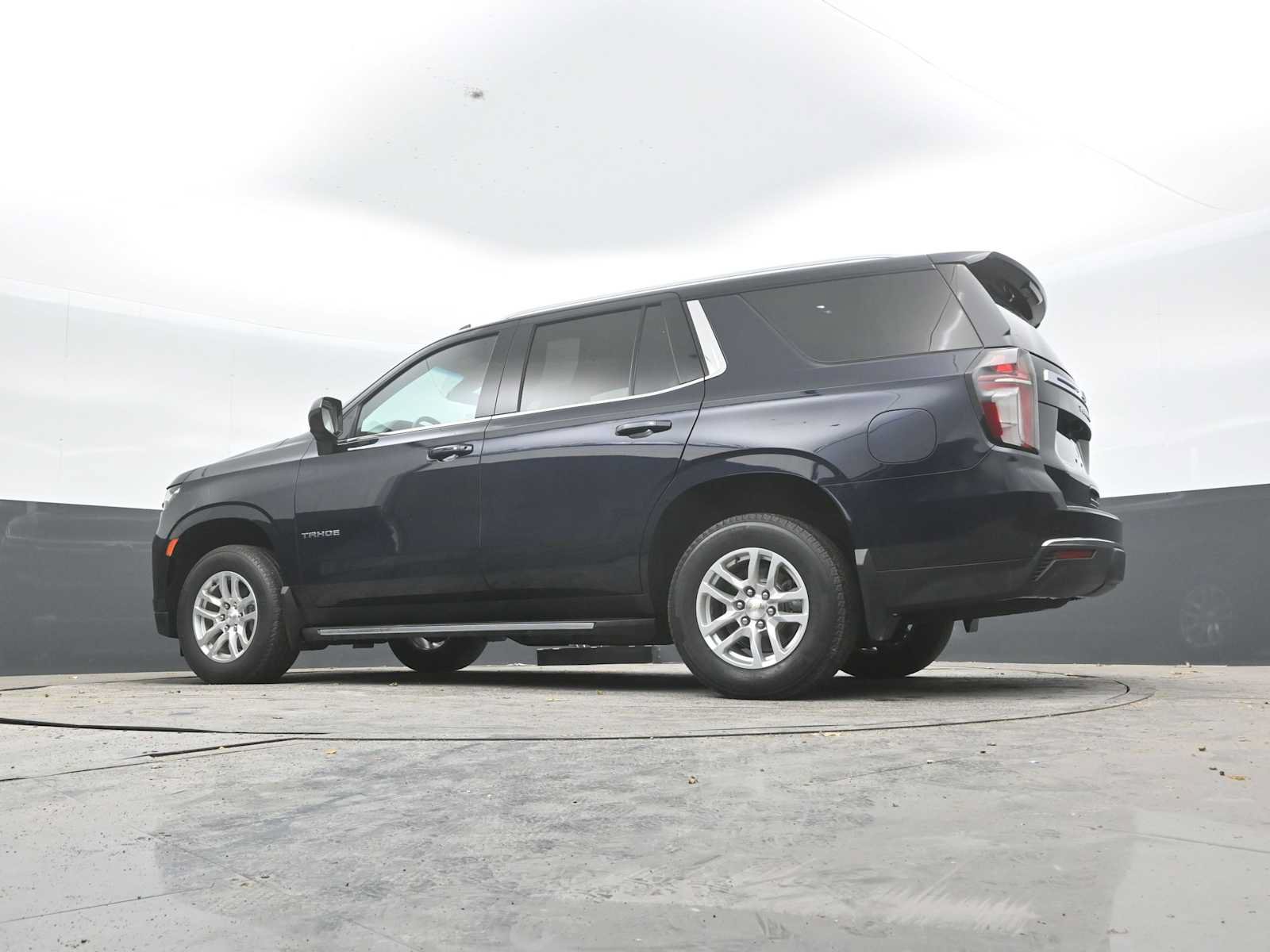 Used 2021 Chevrolet Tahoe LT AWD/4WD image 24