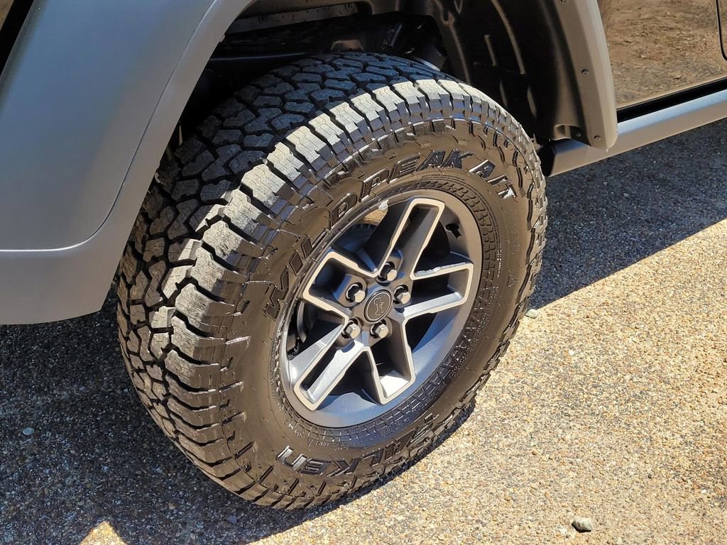 New 2025 Jeep Gladiator Mojave image 5