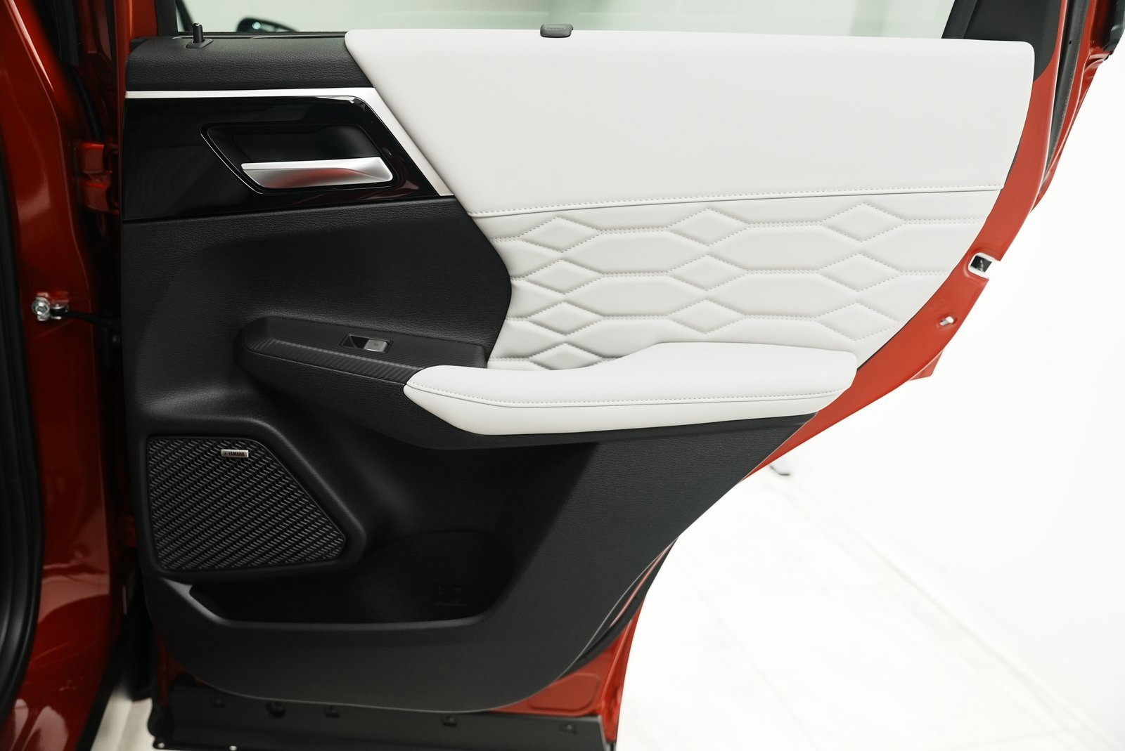 New 2025 Mitsubishi Outlander SEL image 17