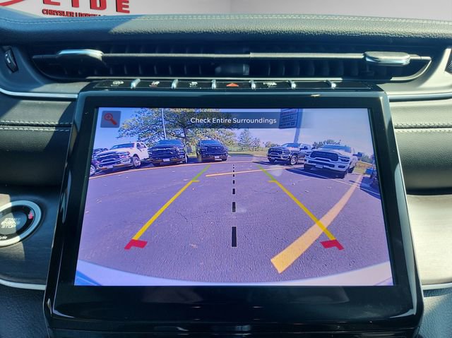 New 2025 Jeep Grand Cherokee Limited w/ Trailer Tow Package image 18