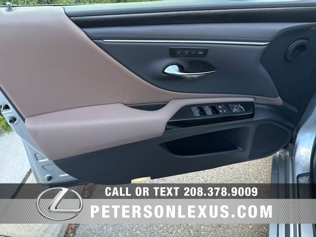 New 2025 Lexus ES 350 w/ Premium Package image 20