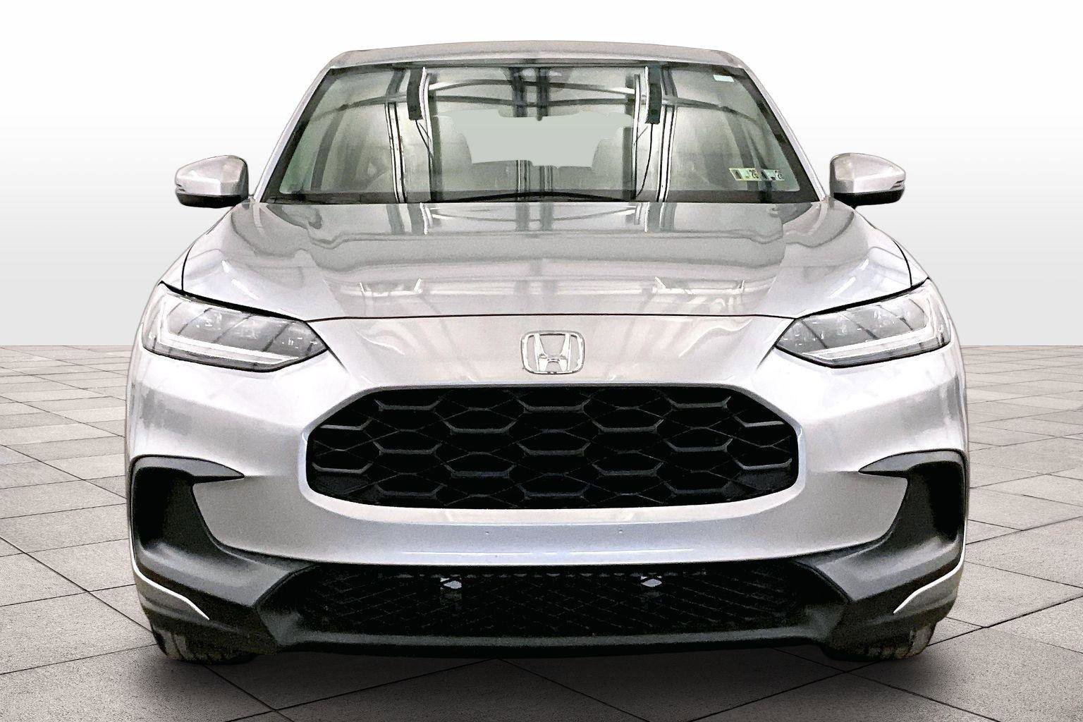 Used 2024 Honda HR-V LX image 3