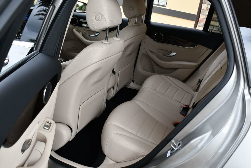 Used 2022 Mercedes-Benz GLC 300 image 43