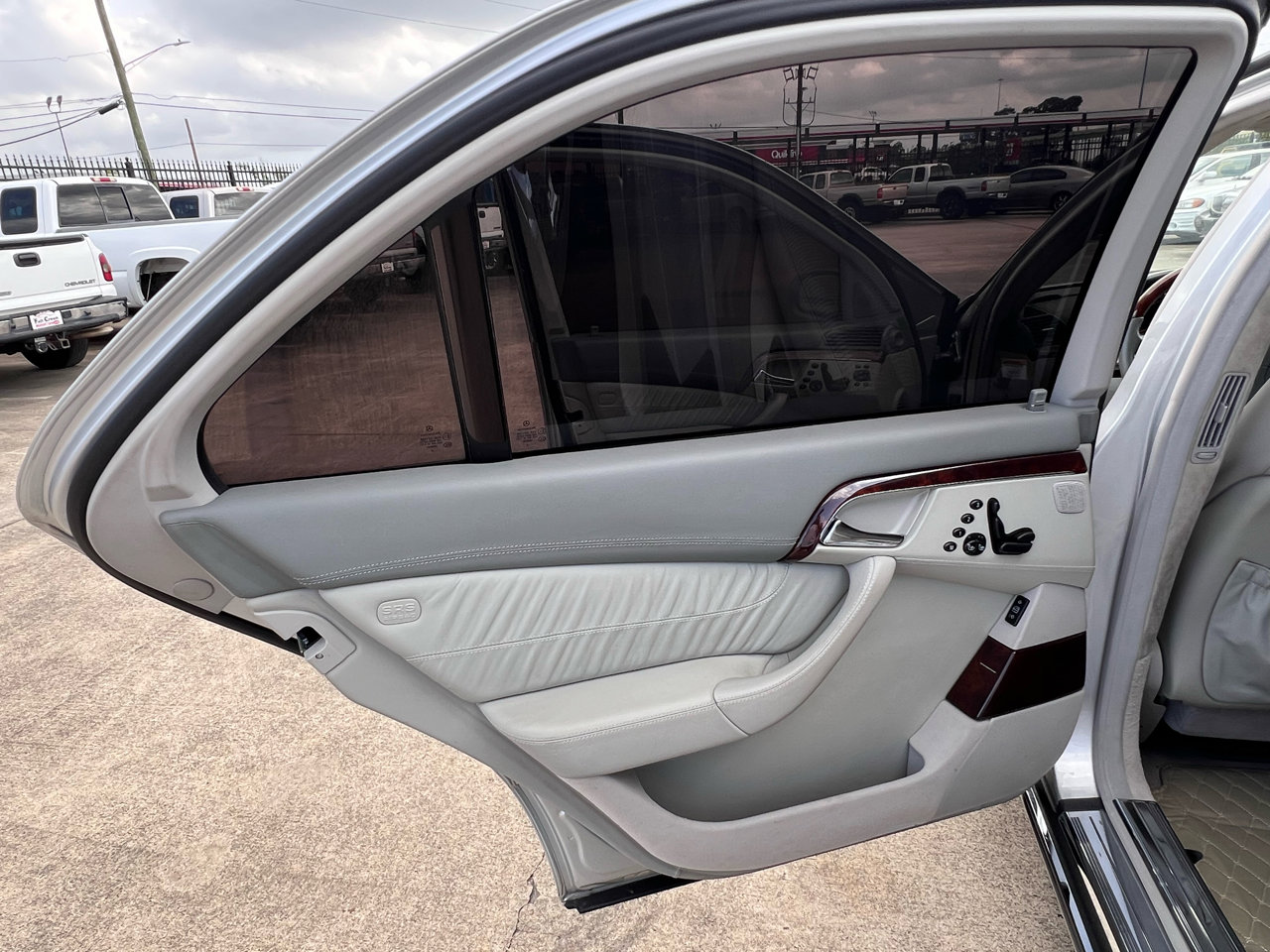 Used 2005 Mercedes-Benz S 600 image 22